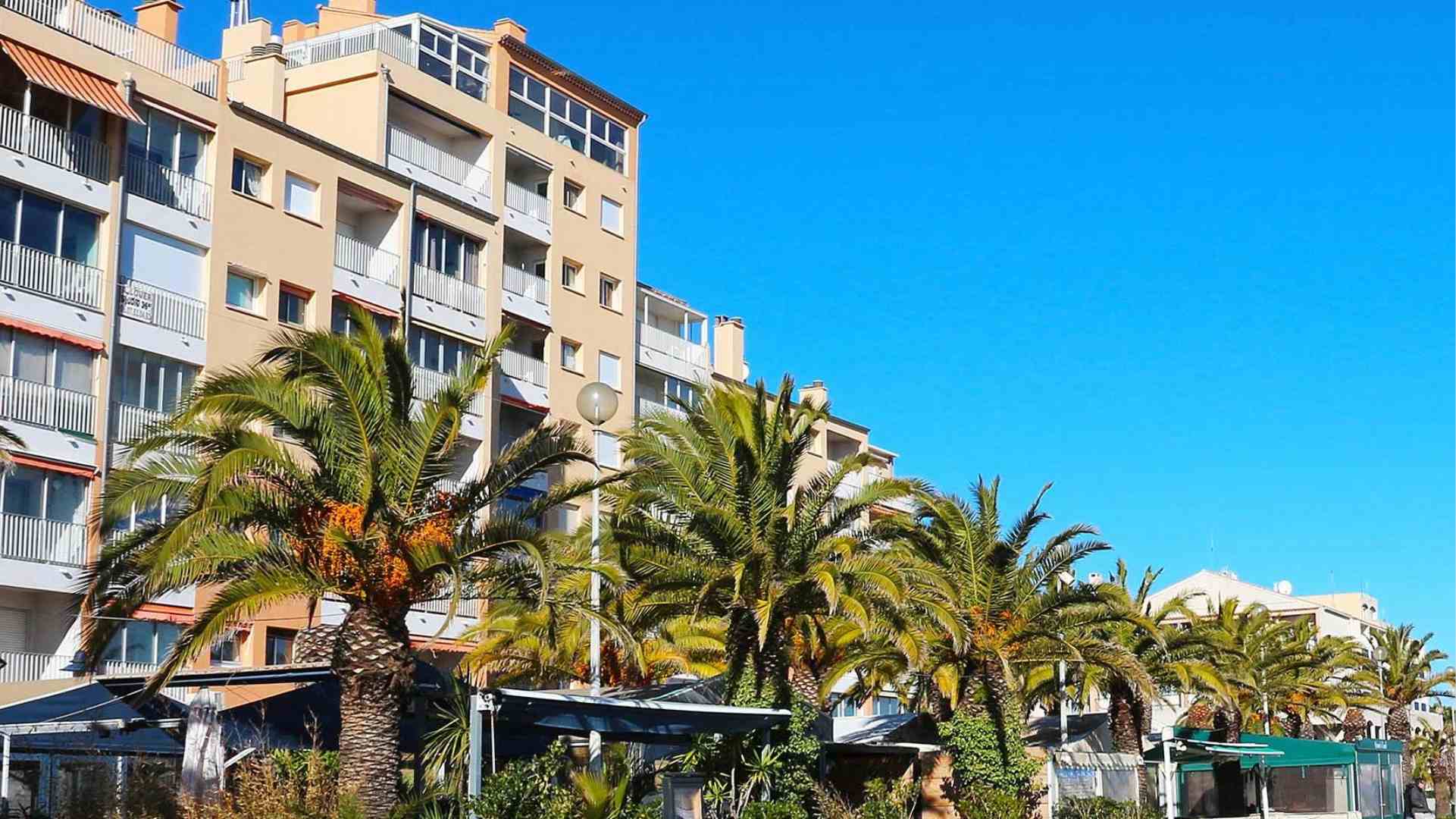 Architecte d’intérieur à Hyères : Guide complet pour une rénovation d&rsquo;exception